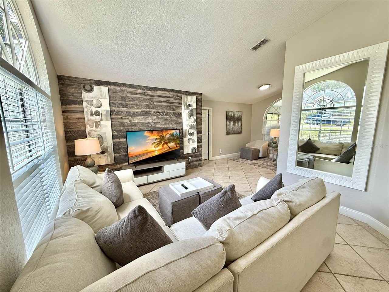 102 Titan Dr - Photo 7 of 50