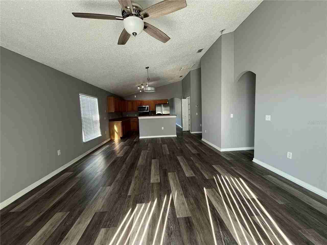 458 Heather Hill Blvd - Photo 2 of 3
