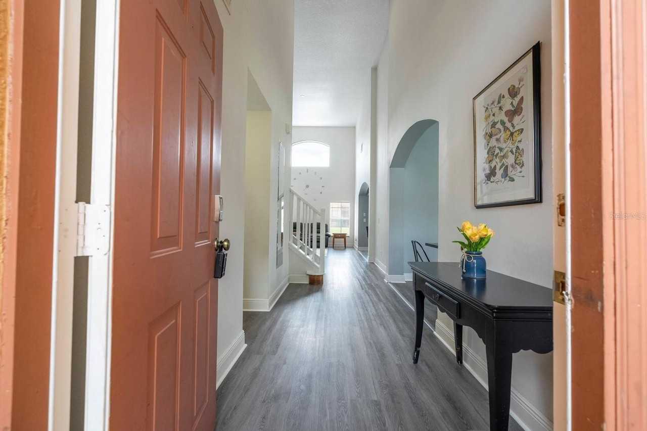 254 Cordova Ave - Photo 4 of 50
