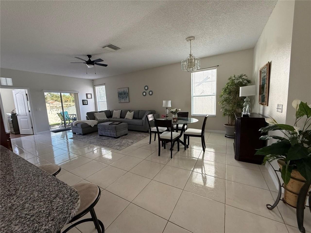 5727 Vista Linda Dr - Photo 2 of 18