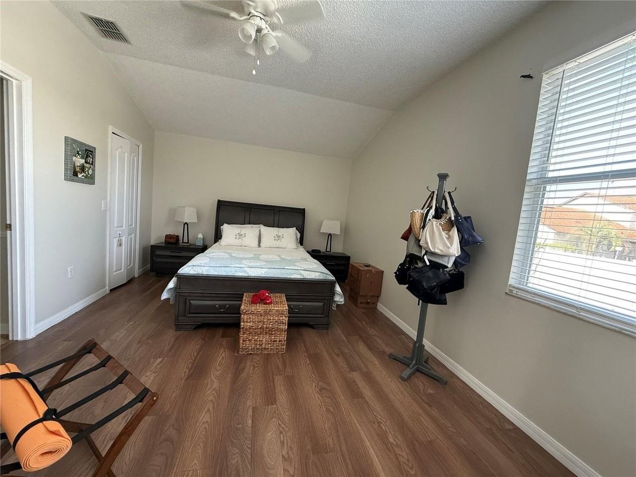 5727 Vista Linda Dr - Photo 6 of 18