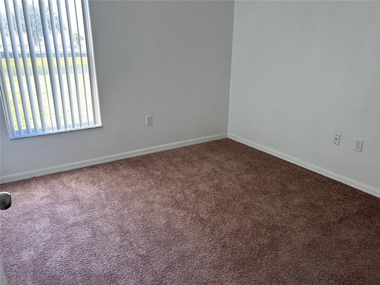 3510 Yacht Club Ct - Photo 6 of 12