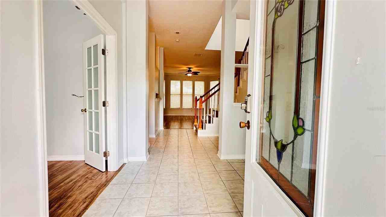 622 Wisteria Ln - Photo 2 of 34
