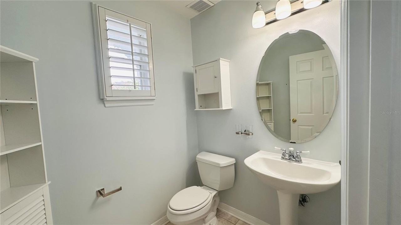 622 Wisteria Ln - Photo 5 of 34