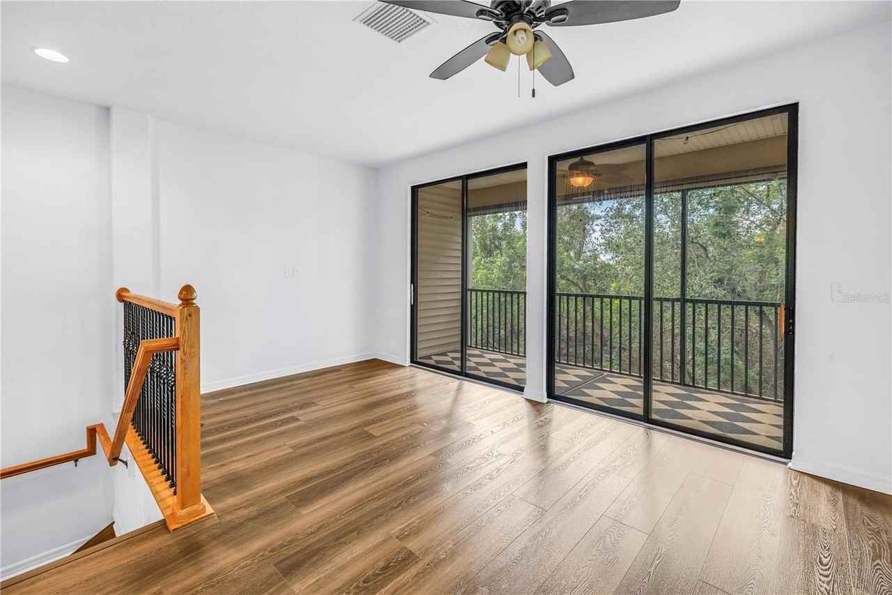 9715 Bay Grove Ln - Photo 4 of 50