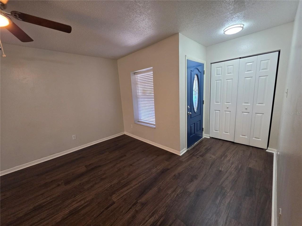 851 Creekway Ct - Photo 6 of 31