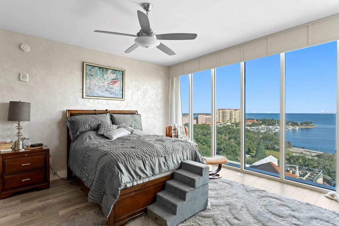 176 4th Ave Ne #1002 - Photo 4 of 50