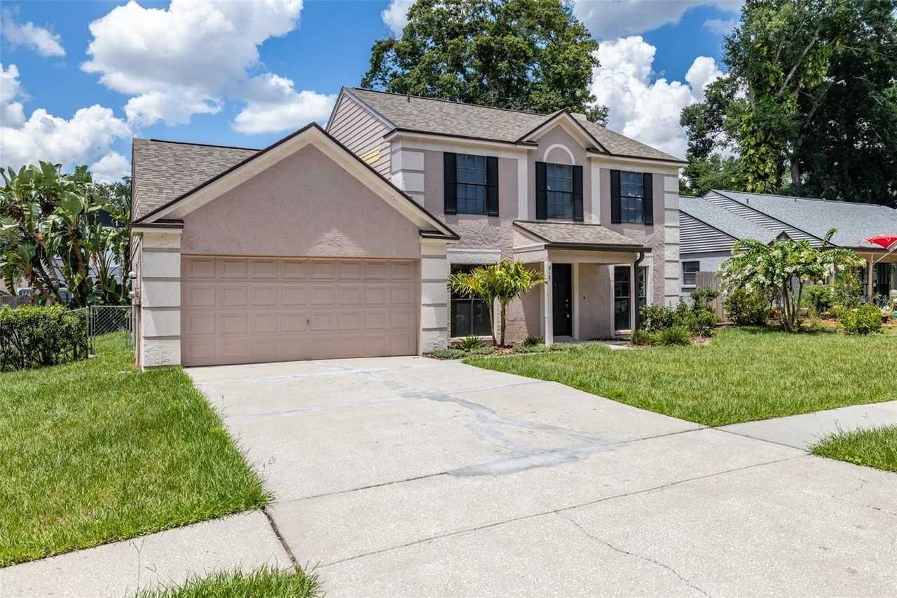 918 Benninger Dr - Photo 2 of 20