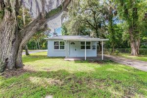 featured image of 5718 Kenwood Ave