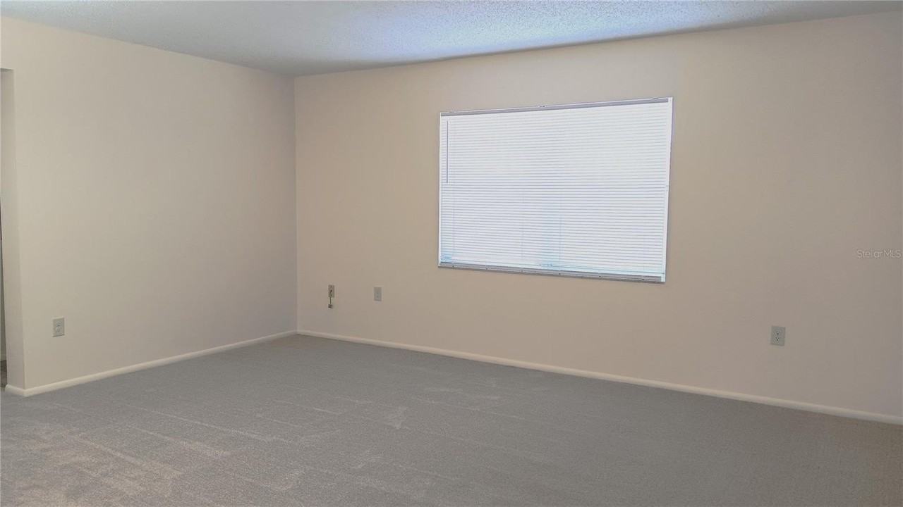 327 34th Ave N #304 - Photo 3 of 14