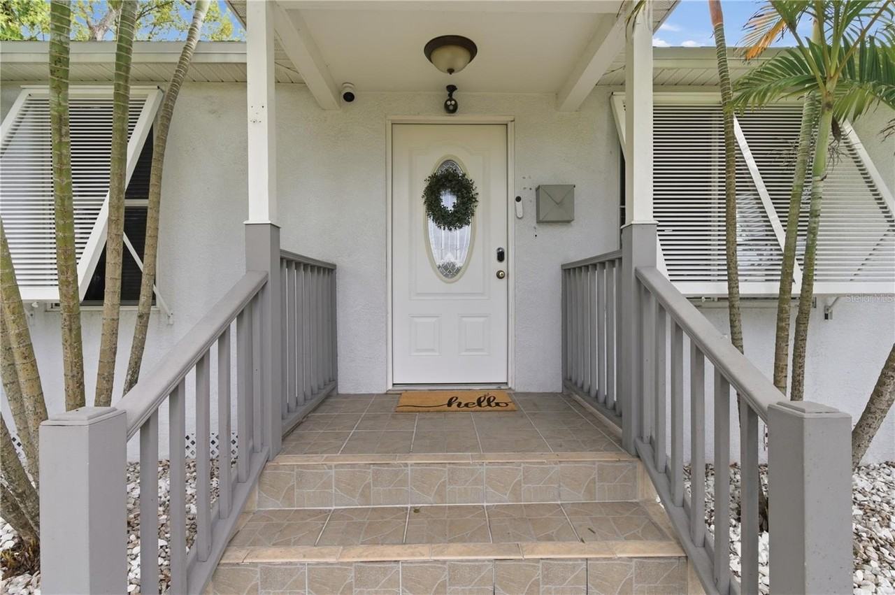2710 16th Ave N - Photo 4 of 50