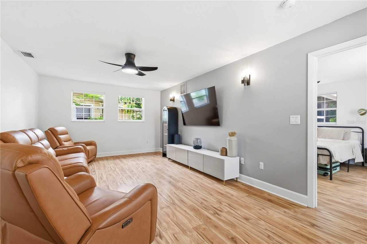 2710 16th Ave N - Photo 6 of 50
