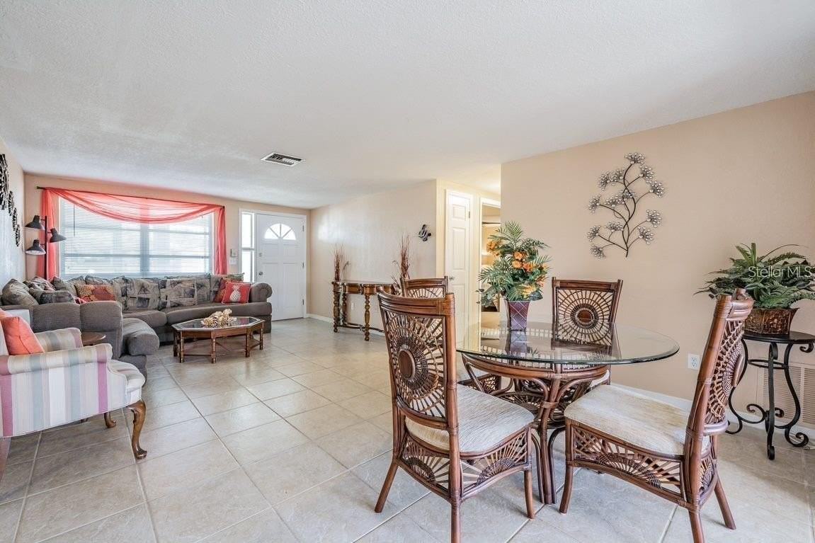 2107 Maureen Dr - Photo 7 of 24
