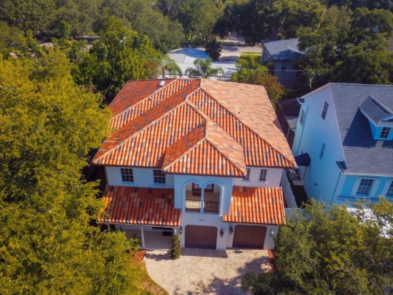 3915 W Kensington Ave - Photo 3 of 49