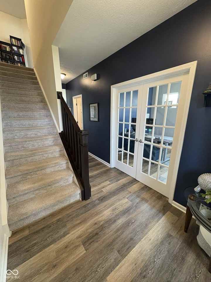 6859 Manning Ct - Photo 3 of 45