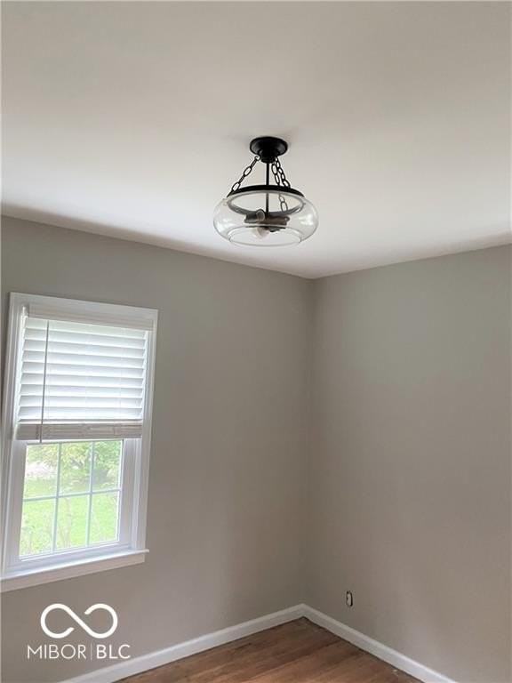 5213 Norwaldo Ave - Photo 5 of 6