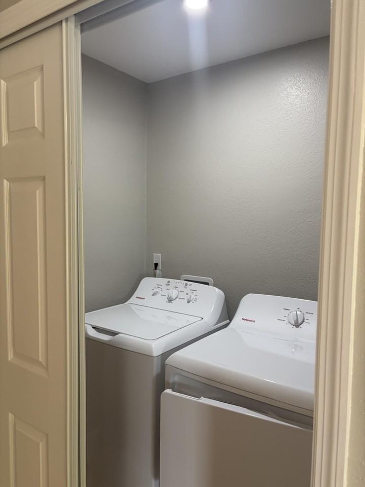 21076 Hamilton Ave - Photo 6 of 12