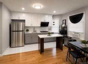 8753 95th St #2F - Photo 1 of 1
