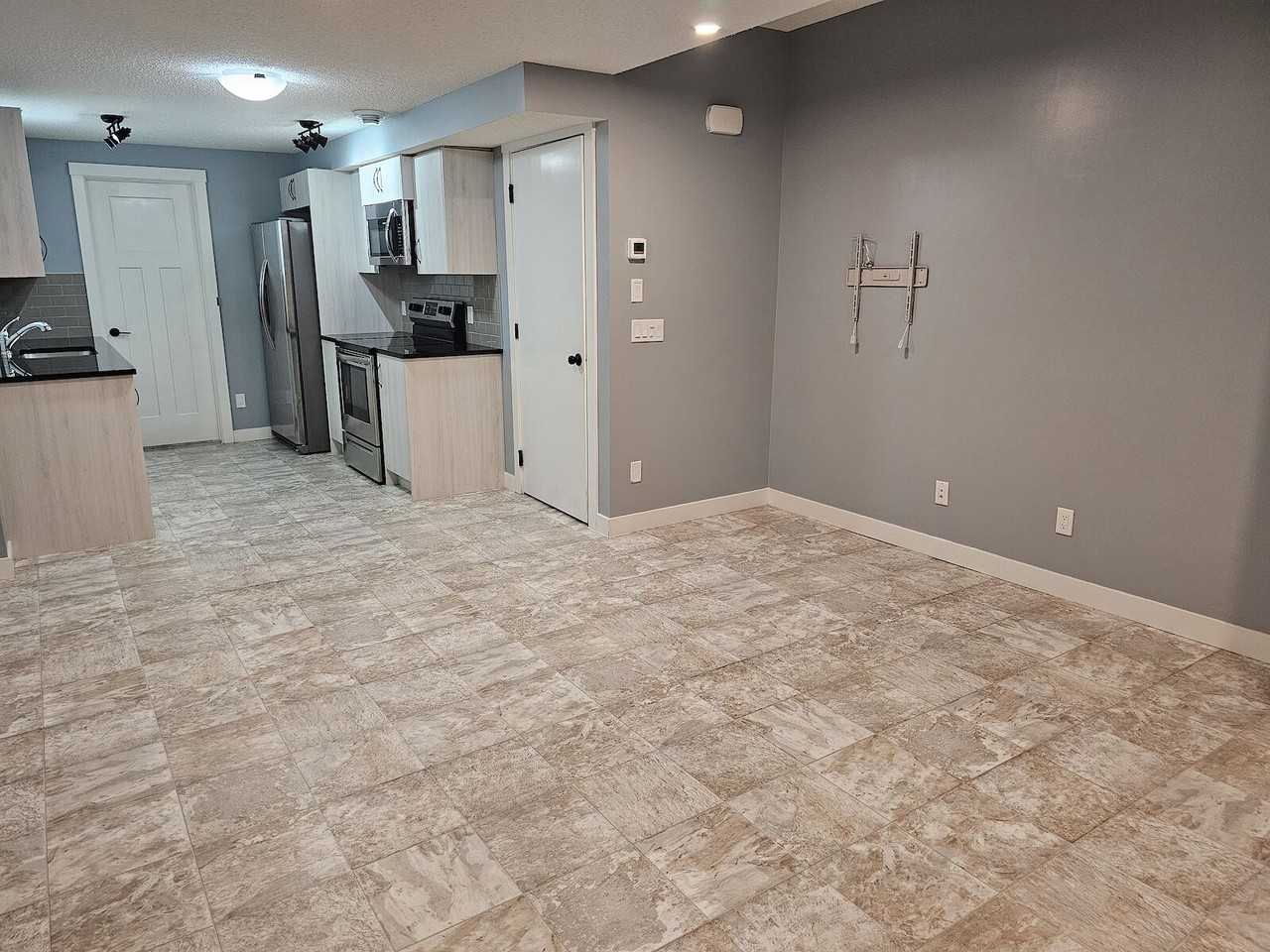 125 Seton Terr Se - Photo 5 of 10