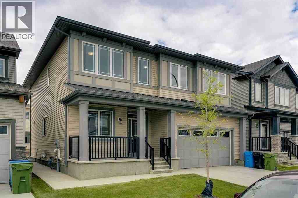 273 Carringwood Close Nw - Photo 2 of 47