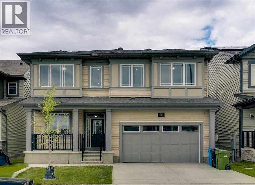 273 Carringwood Close Nw - Photo 3 of 47