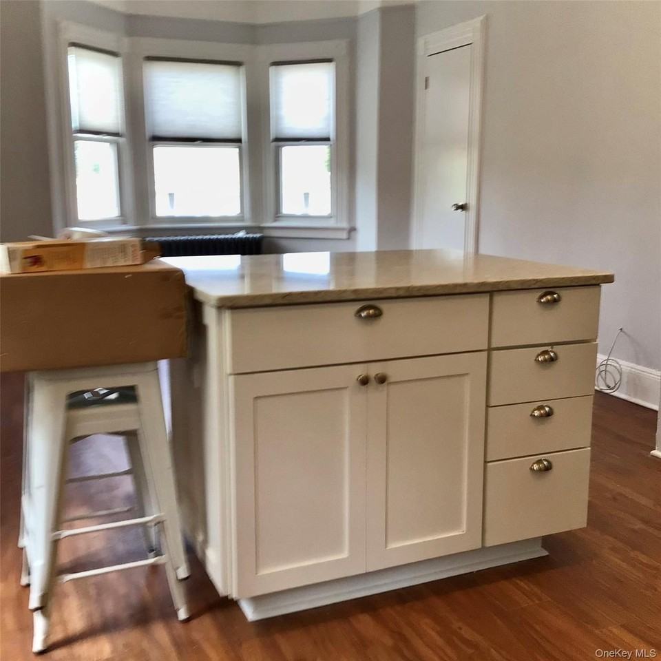 60 Storm St #2S - Photo 5 of 18