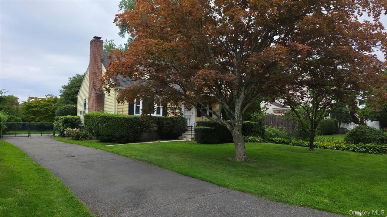 27 Haines Blvd - Photo 2 of 15