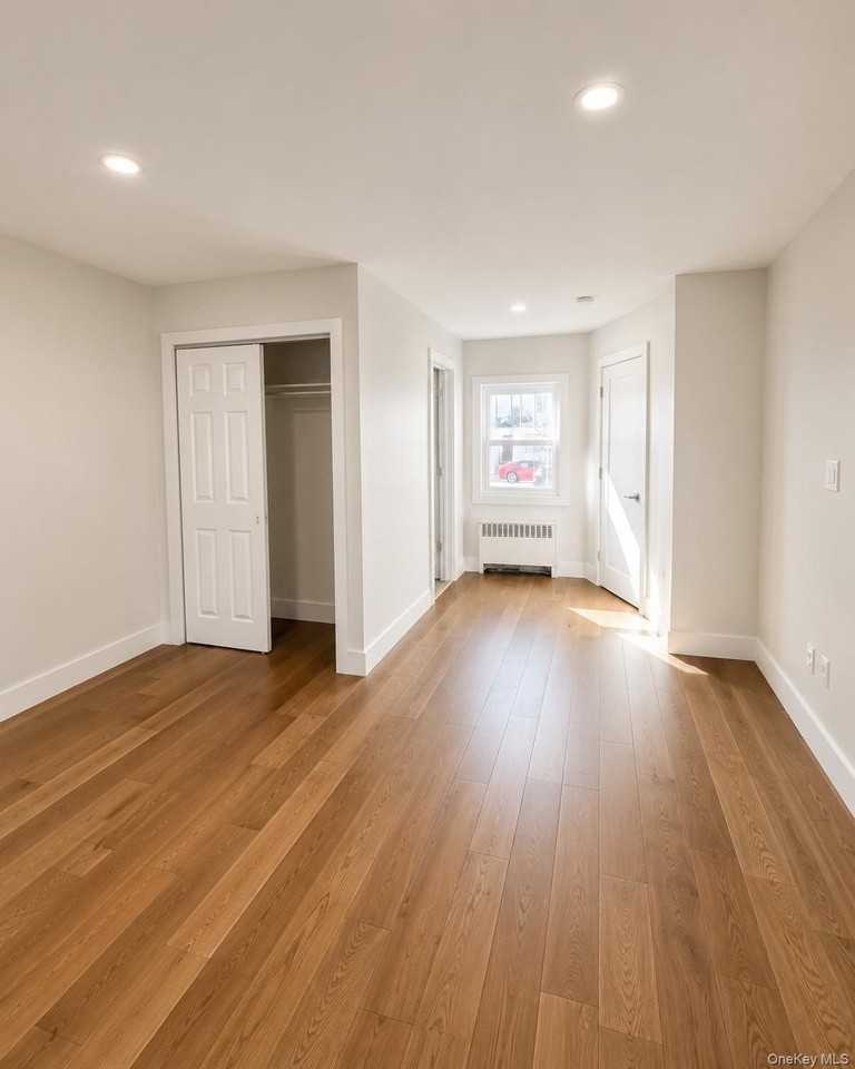 121 W Chester St #1 - Photo 5 of 8