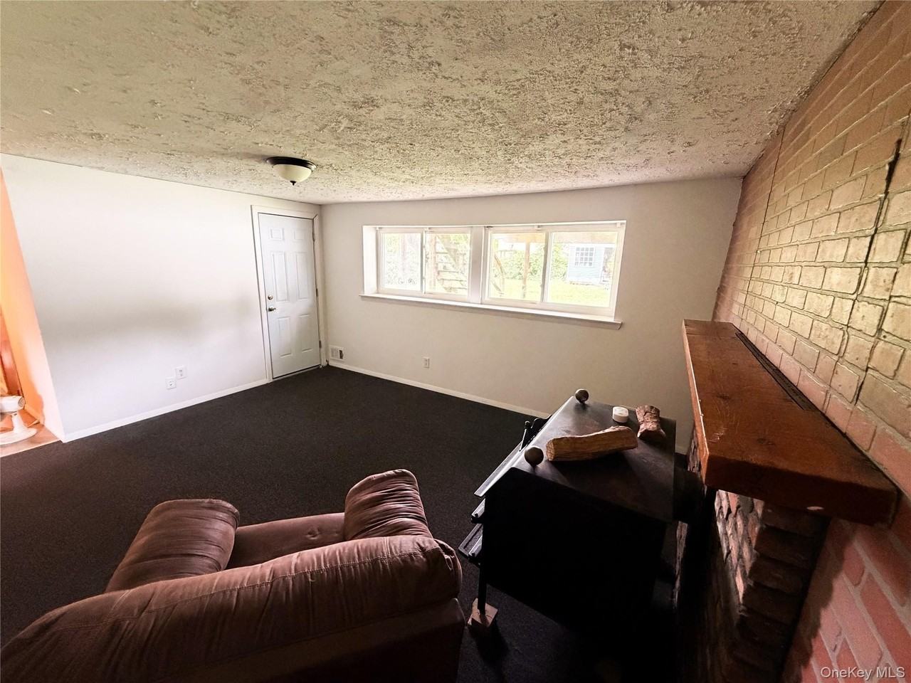 21 Craig Rd - Photo 7 of 11