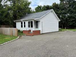 featured image of 455 Moriches Rd