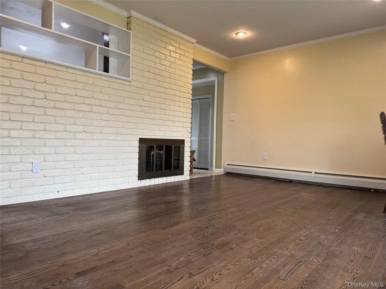 5 Meander Ln - Photo 3 of 14