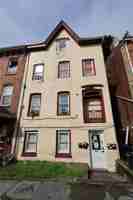 featured image of 163 Chambers St #1