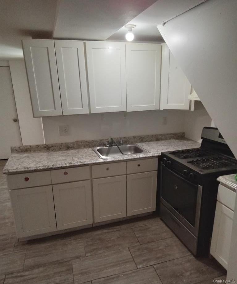 163 Chambers St #1 - Photo 4 of 11