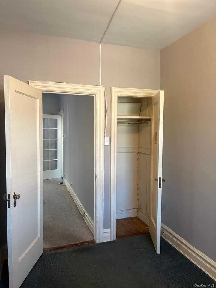 3134 79th St - Photo 5 of 17