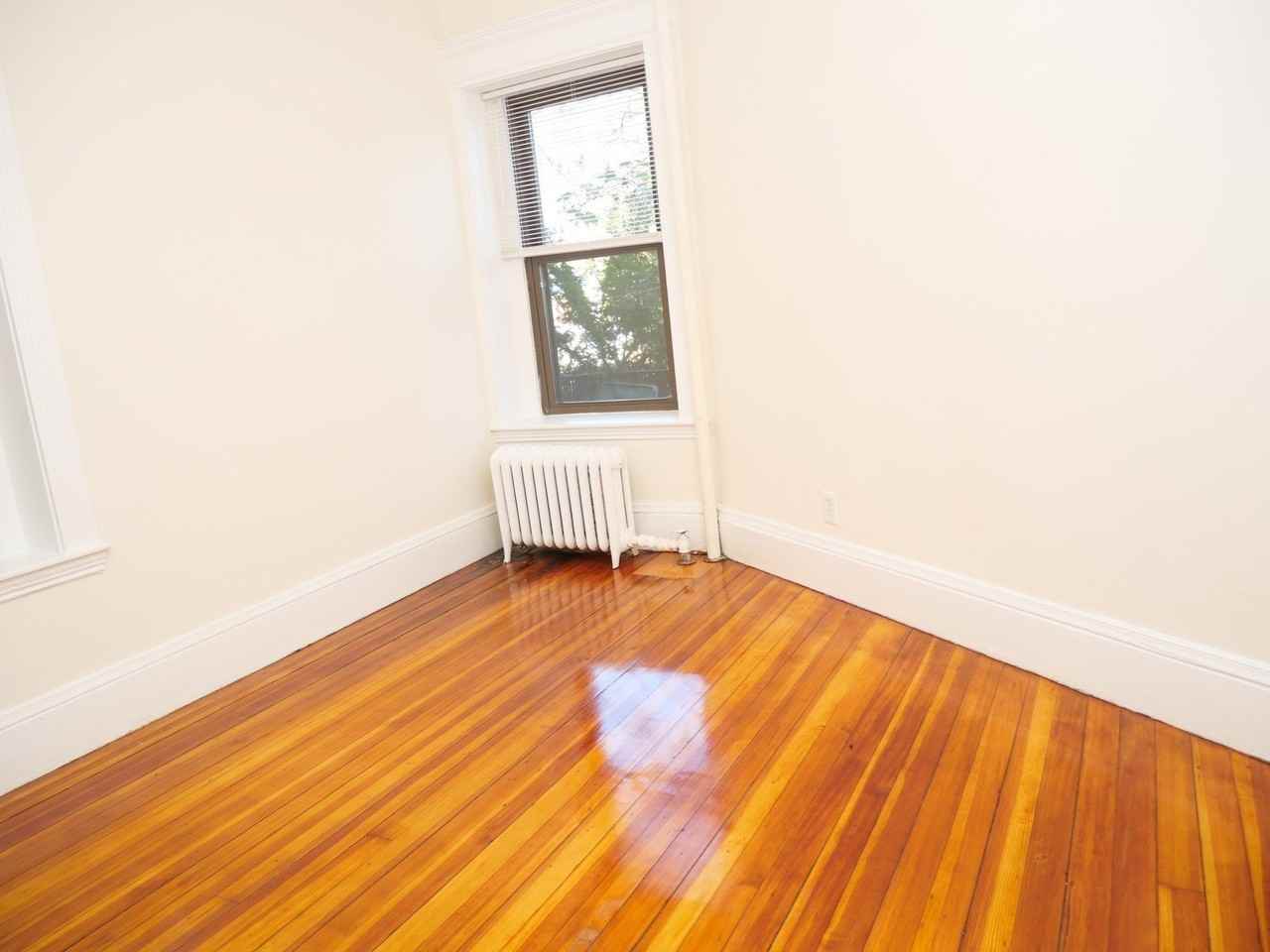 1378 Beacon St #10 - Photo 4 of 7