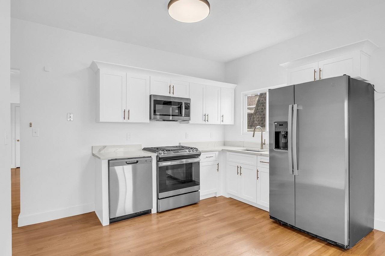 52 Bonair St #6 - Photo 2 of 31