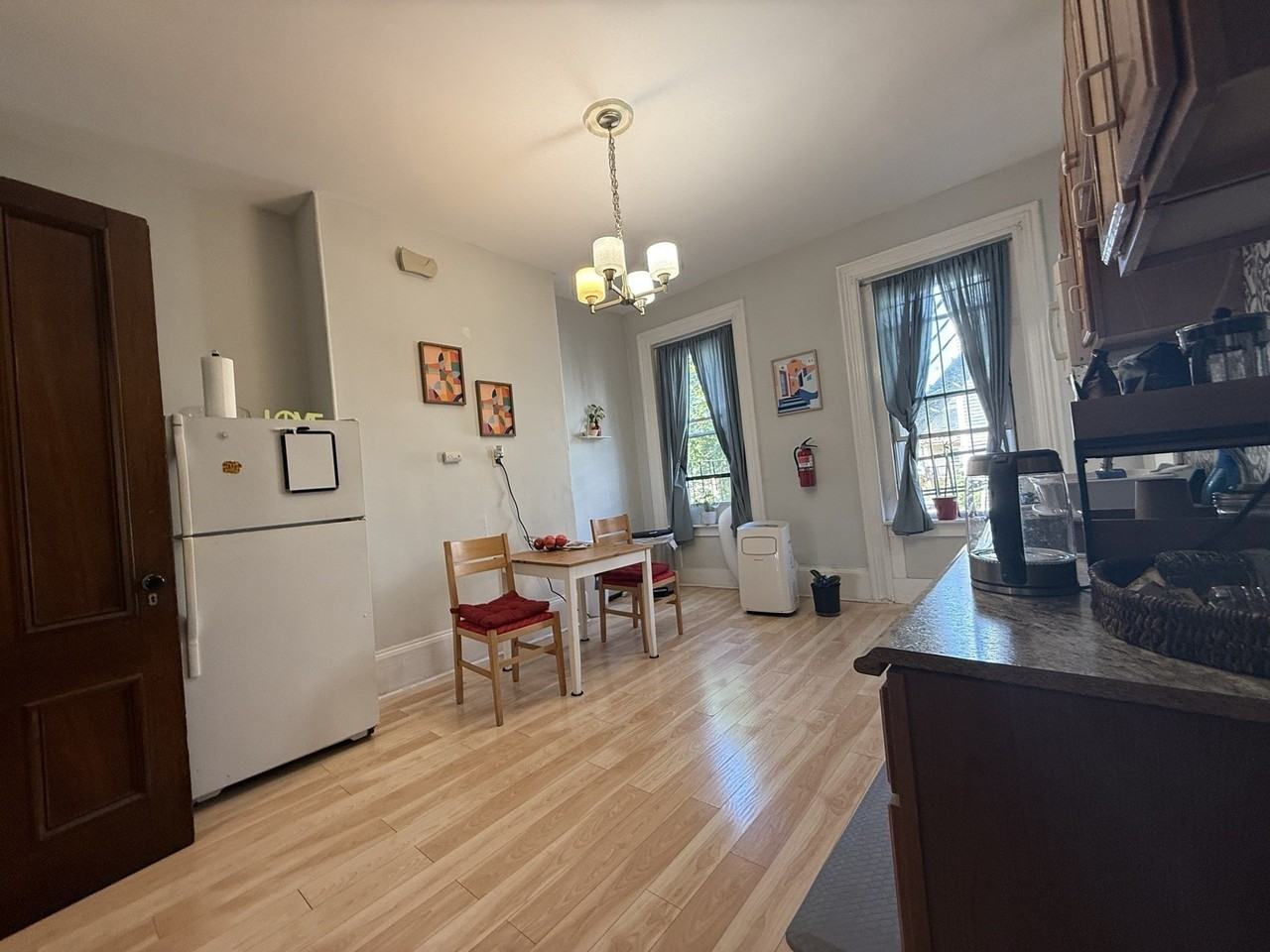 94 Mount Pleasant Ave #1 - Photo 4 of 10
