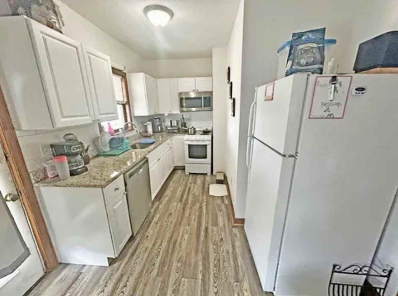 345 Park Ave #3R - Photo 2 of 11