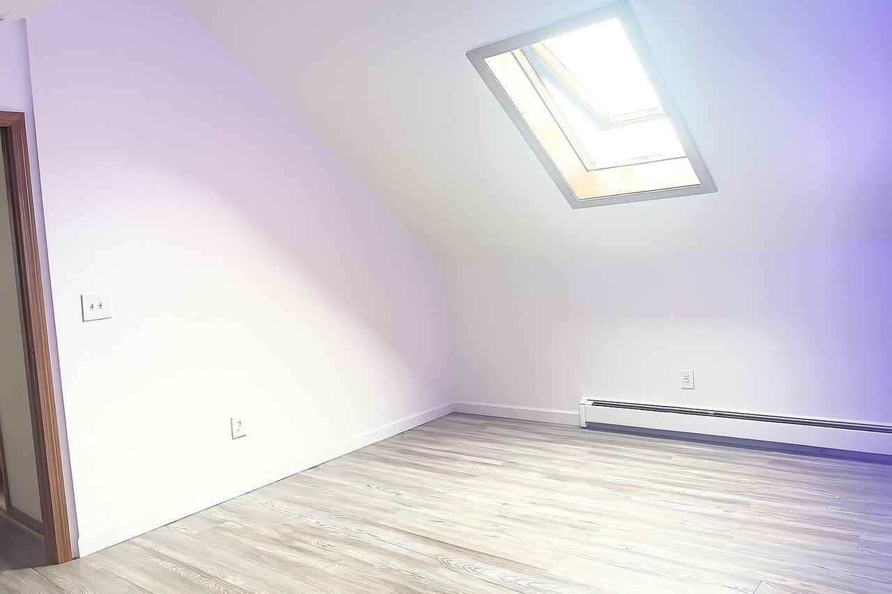 345 Park Ave #3R - Photo 6 of 11