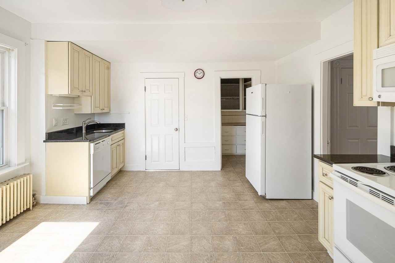 6365 Harvard St #2 - Photo 6 of 22