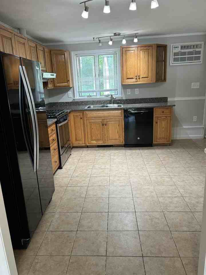 7 Heidi Ln #0 - Photo 7 of 32