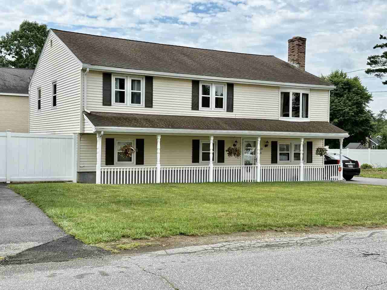 10 Sheridan St #TOP