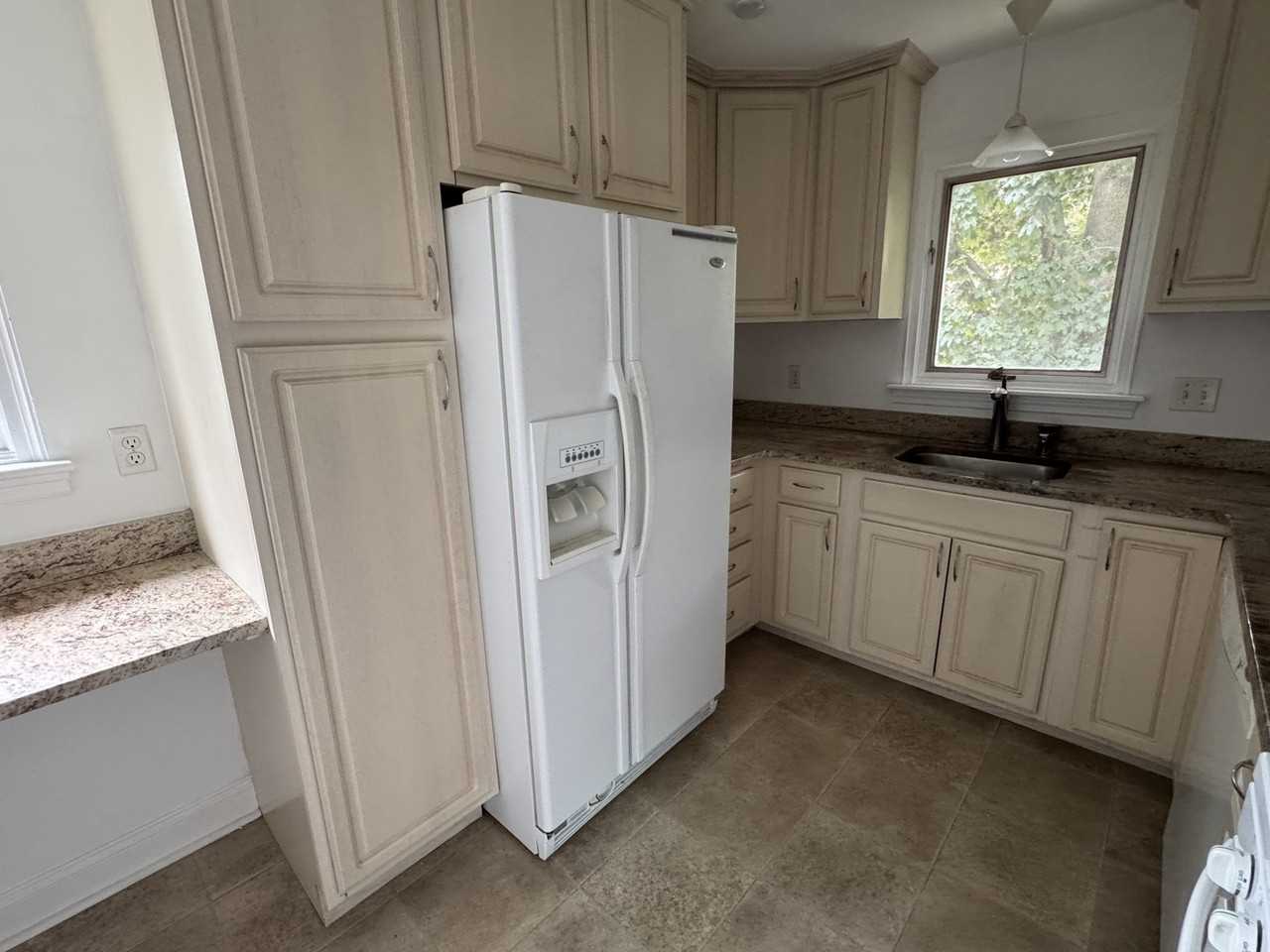 1517 Belmont Rd #2 - Photo 2 of 14
