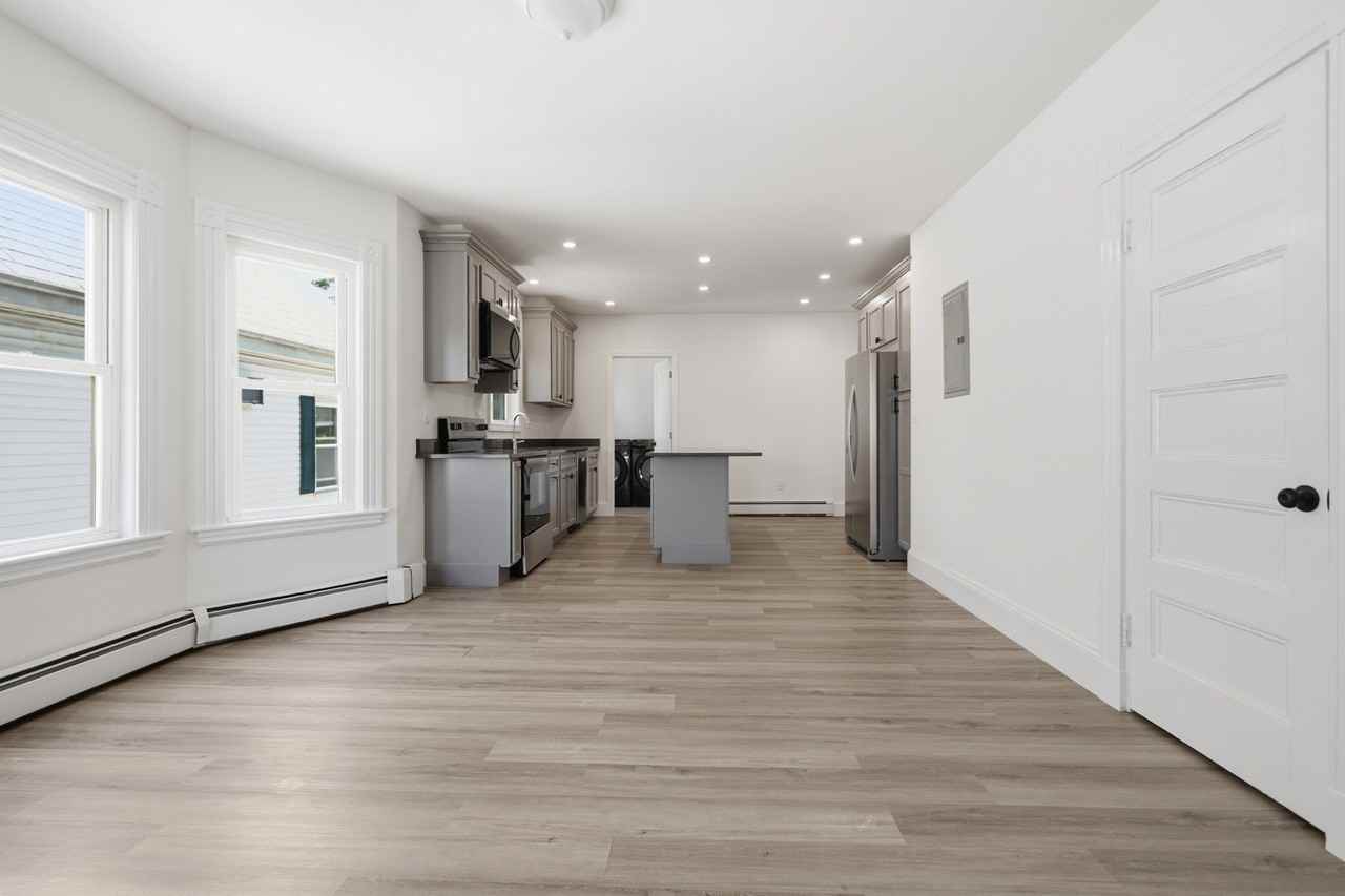 40 Concord Ave #1 - Photo 4 of 17