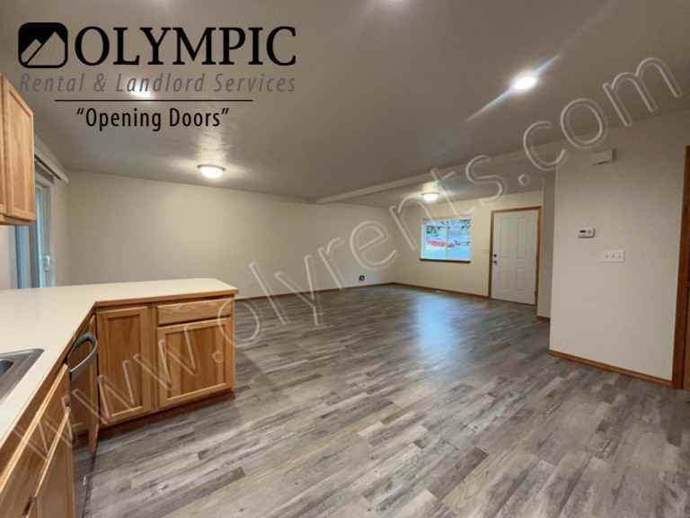 304 N 5th Ave Sw - Photo 5 of 27
