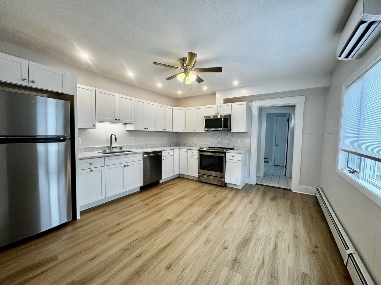 85 Pine St #2 - Photo 3 of 25