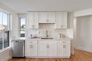54 Bonair St #1B - Photo 1 of 1