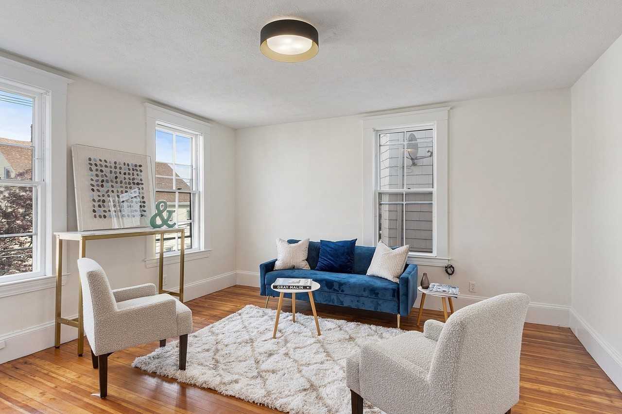 54 Bonair St #1B - Photo 3 of 16