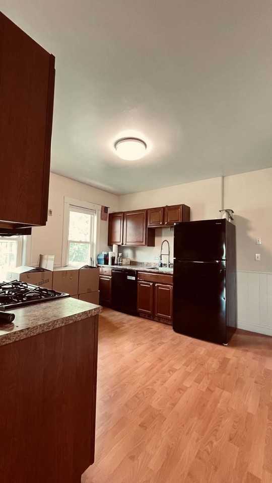 344 Cornell St #2 - Photo 6 of 14