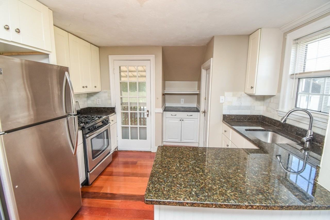7 Hilltop Rd #A - Photo 6 of 23
